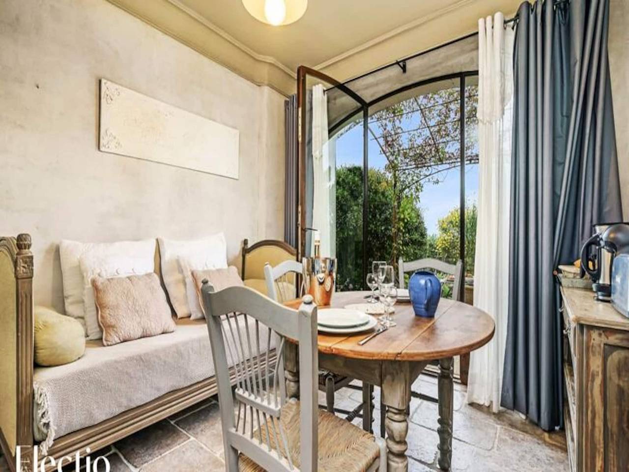 Entire apartment, Apartments for 2 People in Oppède, Parc naturel régional du Luberon