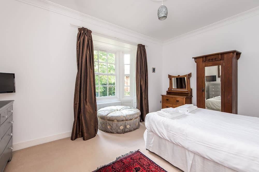 Toast Lettings | Apartment 3 The Grove minutes walk from Durham City in Durham, County Durham