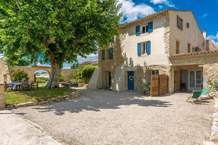 Maison d’hôte pour 5 personnes, avec vue ainsi que piscine et jardin, adapté aux familles dans le Vaucluse - 4