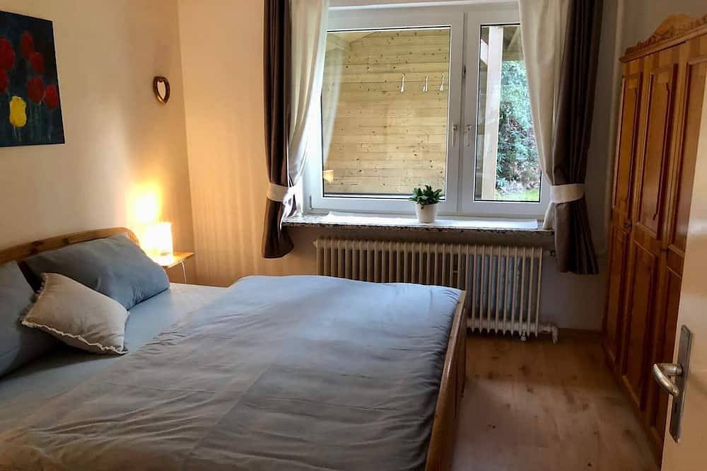 2 bedroom bungalow with kitchen, dining and living room with garden & terrace in Bispingen, Landkreis Heidekreis
