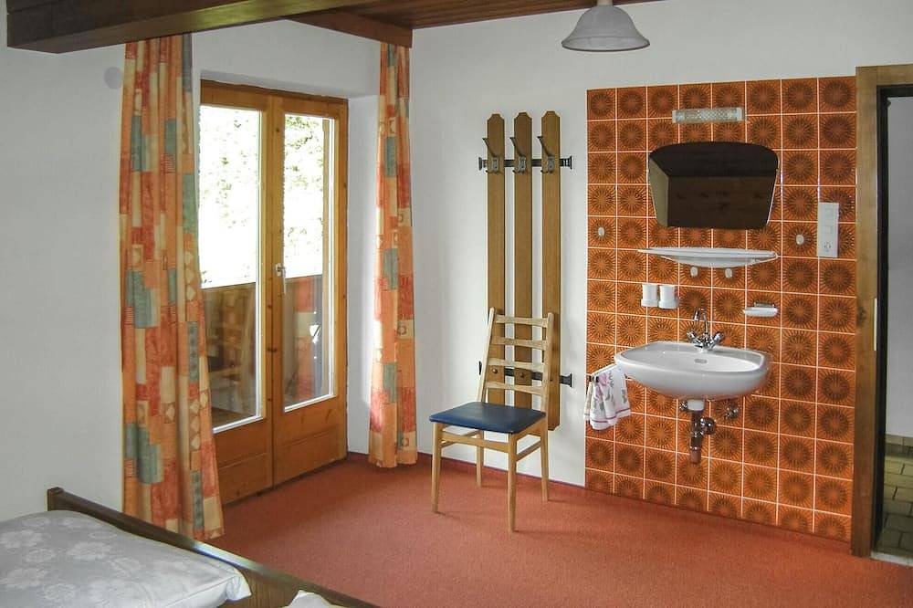 Ganze Wohnung, Ansprechende Ferienwohnung in Reith im Alpbachtal, Kitzbüheler Alpen