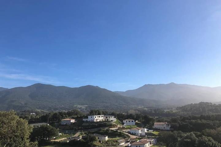 Appartement de vacances pour 4 personnes, avec jardin