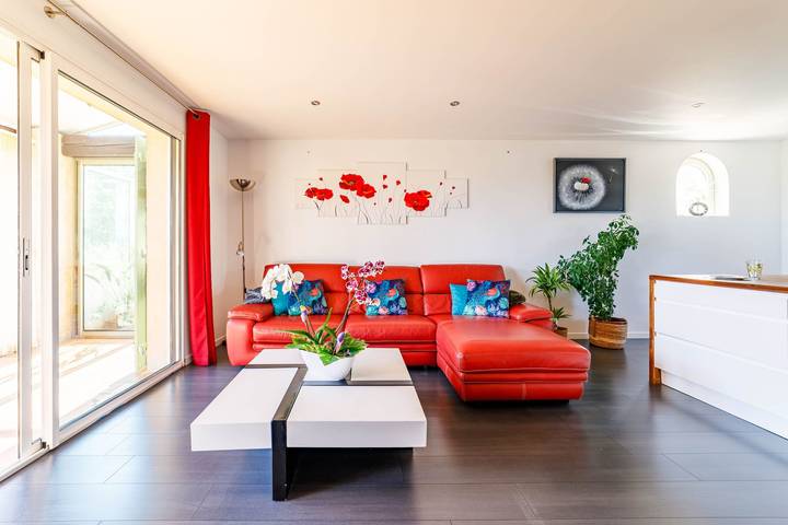 Gîte pour 4 personnes, avec jardin ainsi que piscine et balcon, adapté aux familles à Taradeau - 3