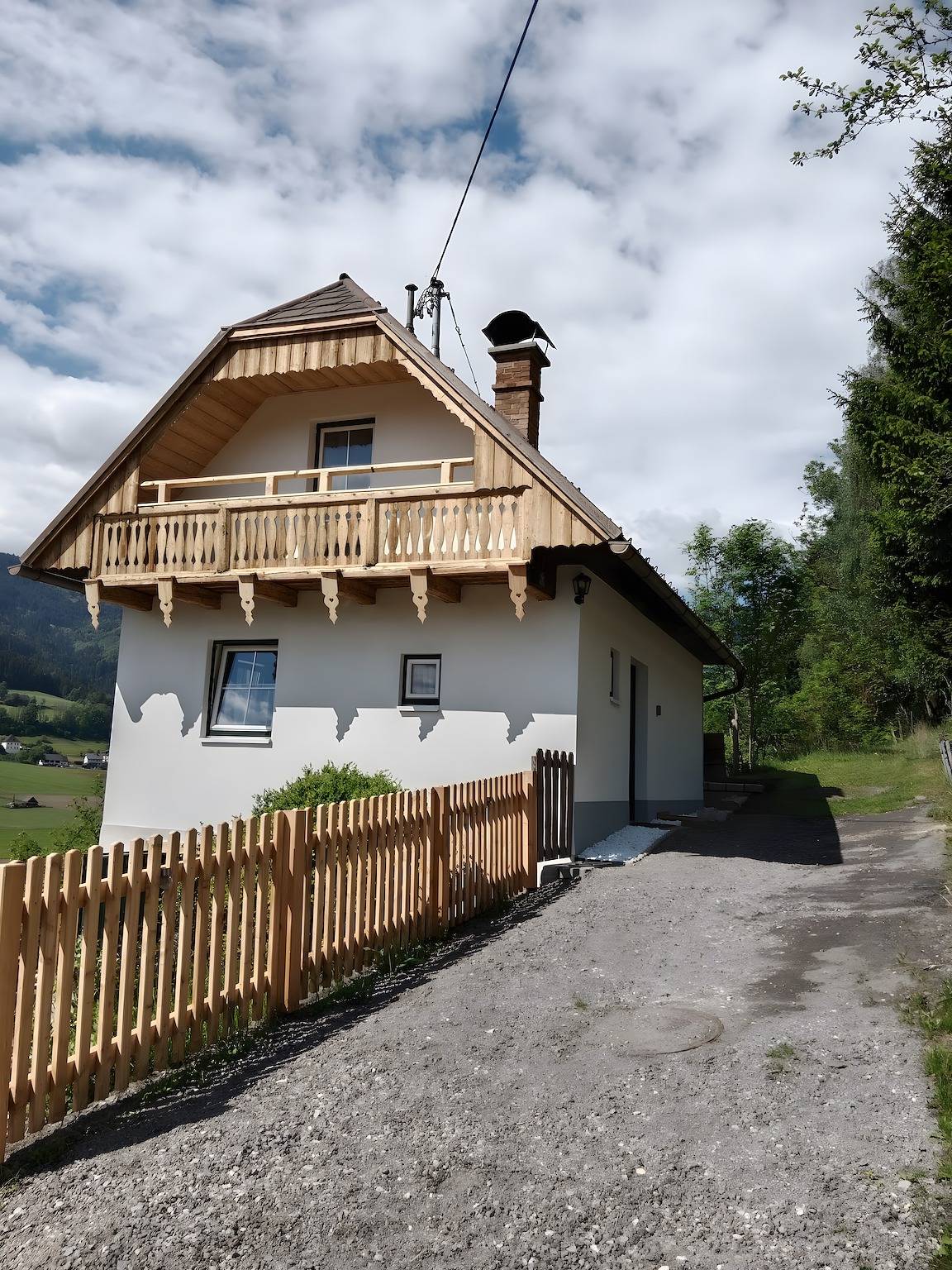 Ferienhaus 'Sonnseitn' mit Bergblick, privater Terrasse und eigenem Garten in Rottenmanner und Wölzer Tauern, Lassing