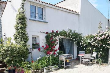 Gîte pour 2 personnes, avec jardin à Bourcefranc-le-Chapus