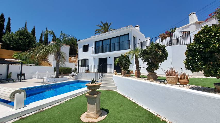 Villa voor 8 personen, met tuin en balkon in Fuengirola