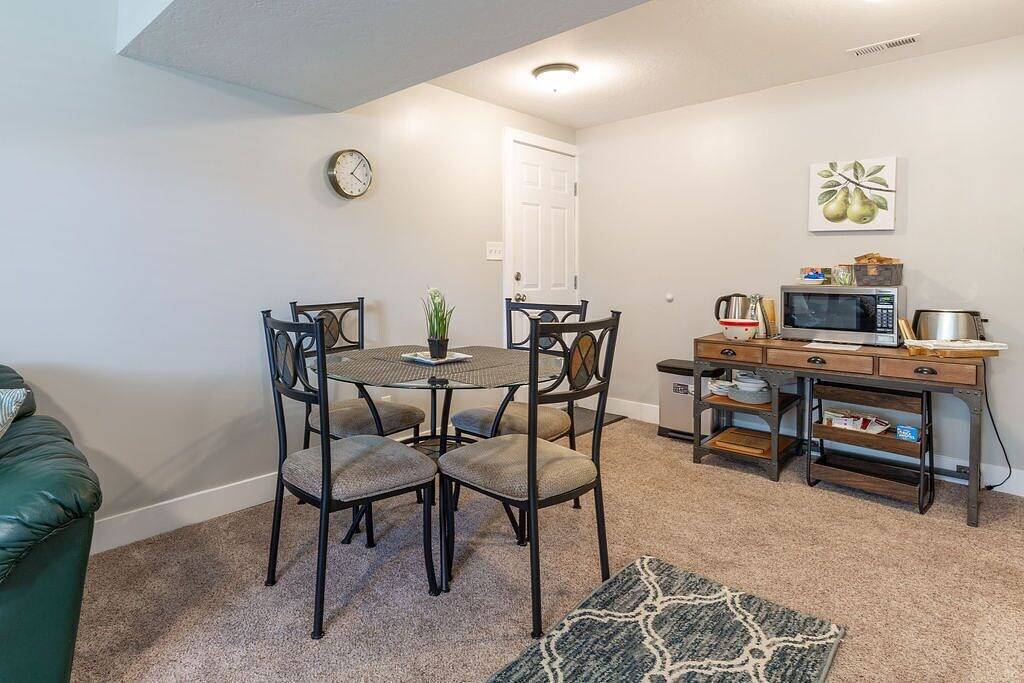 Fliege Weg Nach Hause - wo du die Zwei Geschichtigen Zuhause bekommst! in West Jordan, Salt Lake County (UT)