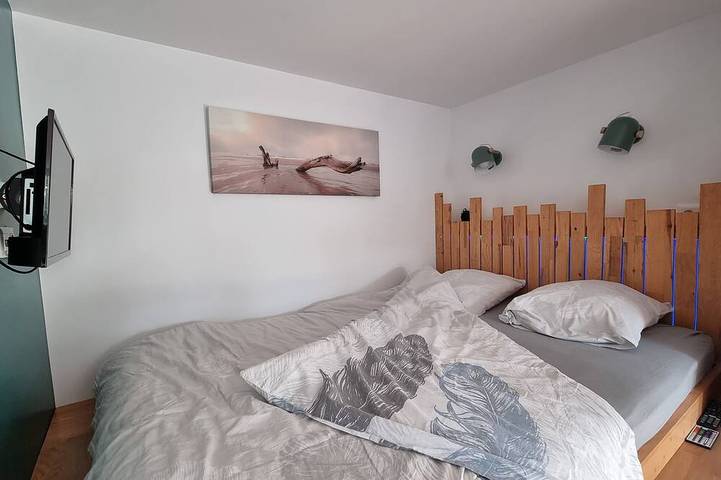 Ganze Wohnung, Vacances Ô Loch - Studio 200m from Cap Coz beach // Fouesnant in Fouesnant, Côte de Cornouaille