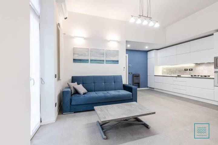 Ferienwohnung für 4 Personen, mit Balkon und Terrasse in Lido di Ostia