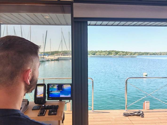 Bateau pour 6 personnes, avec vue ainsi que terrasse et vue sur le lac à Éclaron-Braucourt-Sainte-Livière - 3