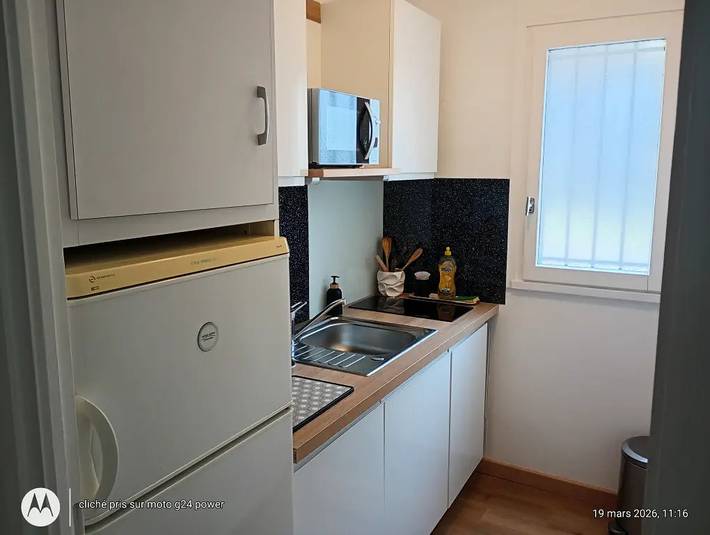 Studio entier, Logement trés agréable avec vue sur lac in Aix-les-Bains, Région de Chambéry