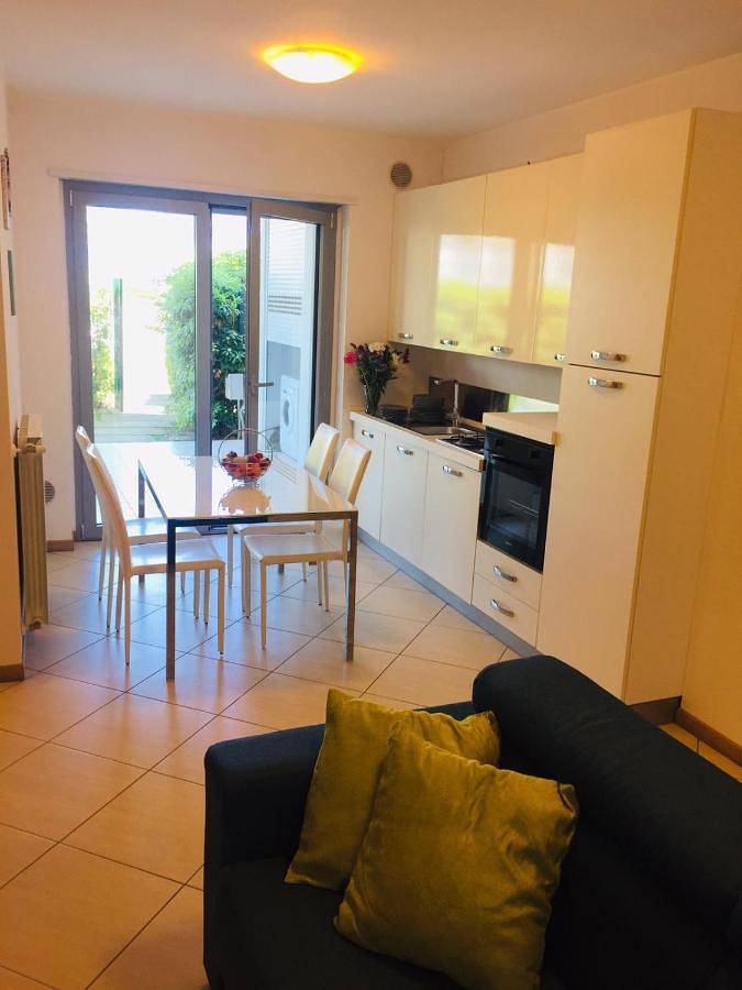 Appartamento per 5 persone, con Giardino e Piscina a Silvi Marina