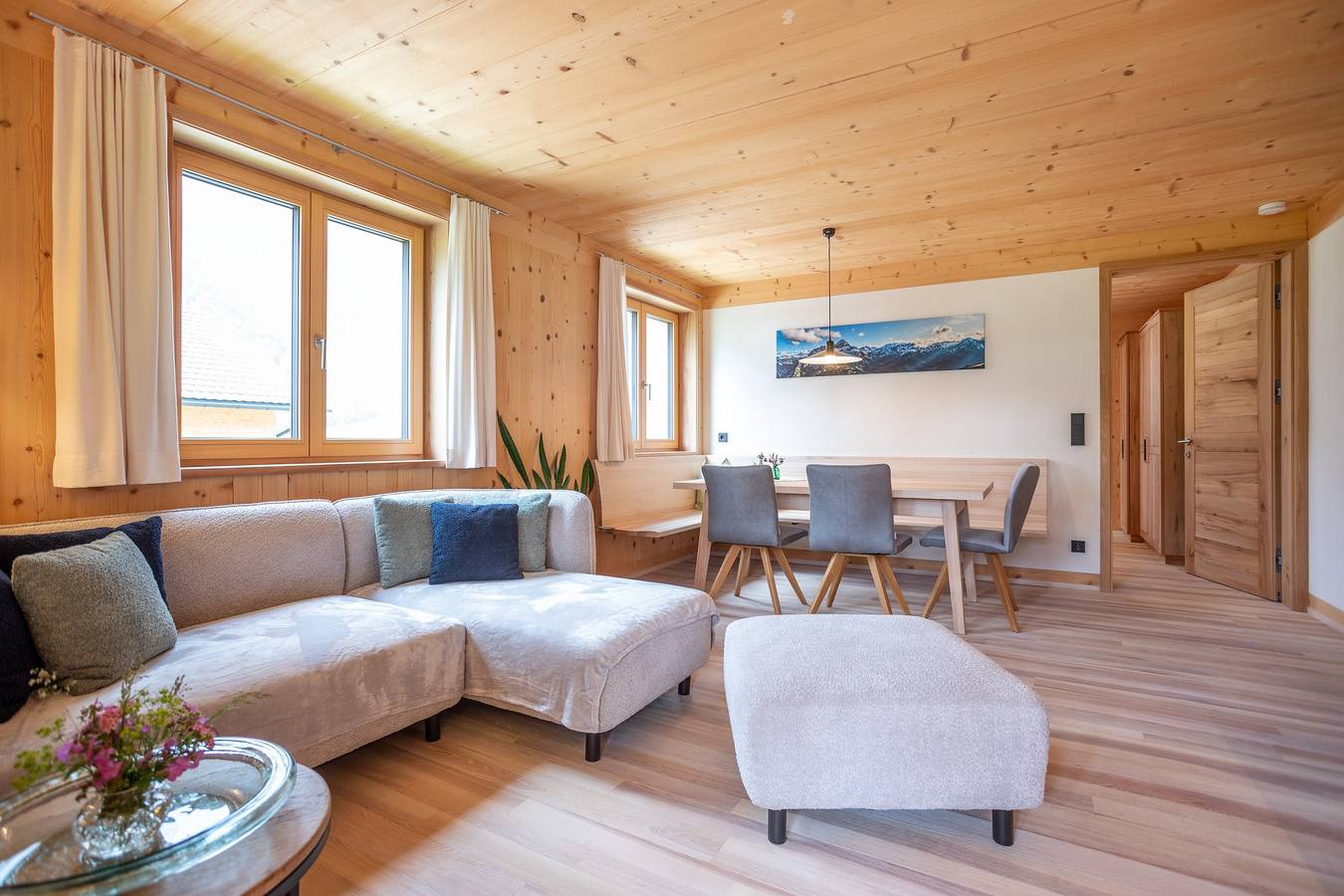 Appartamento intero, Appartamento 'Haus Hoalp' con vista sulle montagne, terrazza condivisa e Wi-Fi in Au, Bregenzerwald