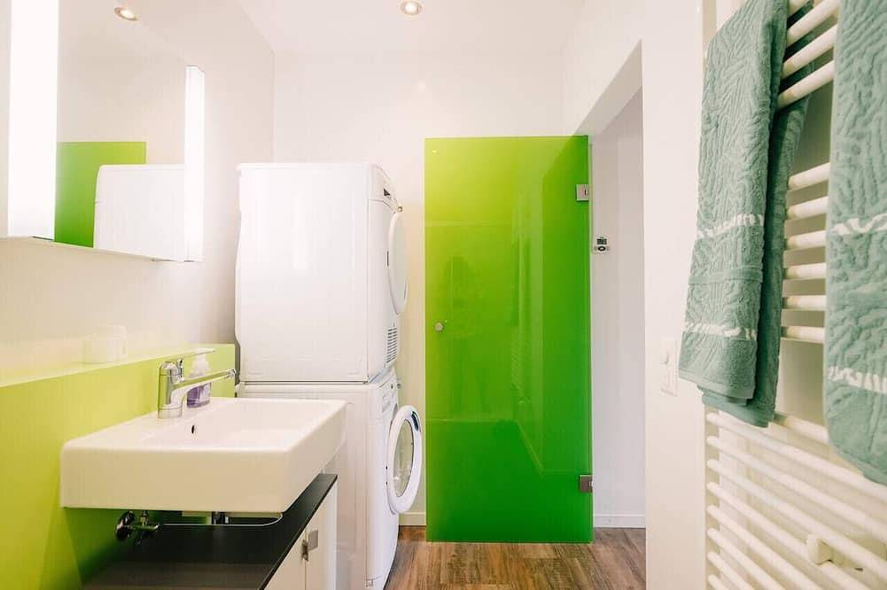 Loftwohnung in Seenähe in Spiez, Thunersee