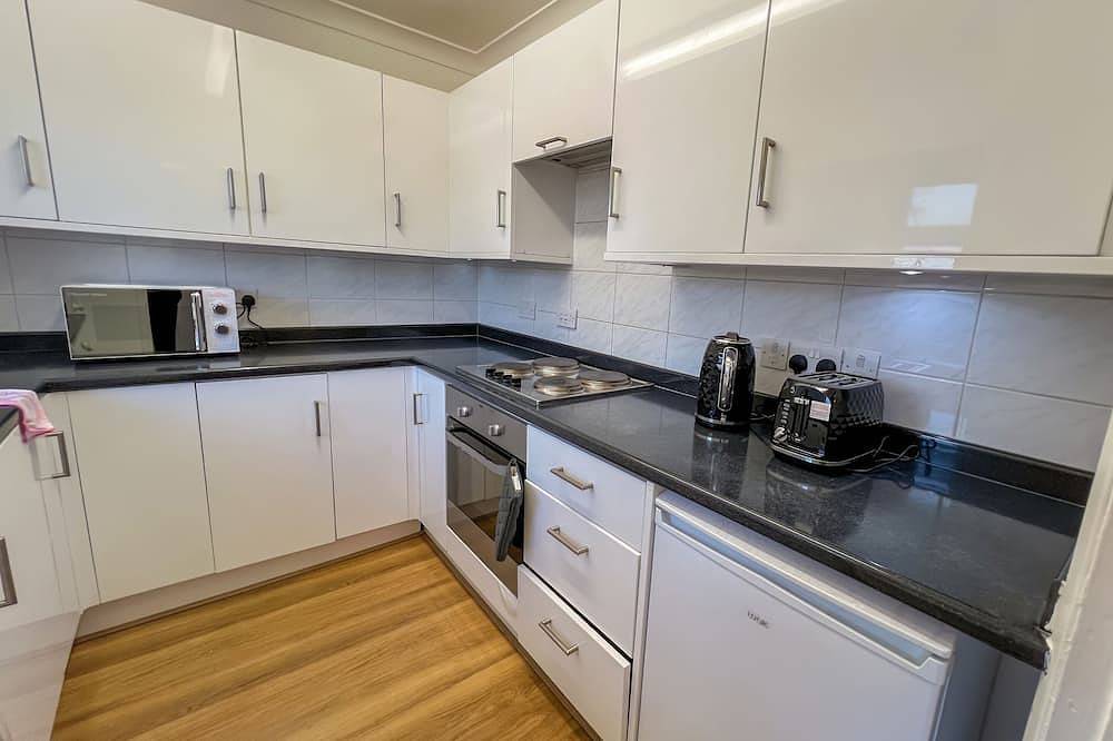 Entire apartment, Beautiful 2 bed apartment in slough in Slough, Berkshire