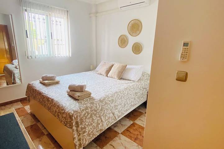 Appartement entier, La Zénia,Orihuela costa. Appart 4-5personnes. Proches de toutes commodités! in Colinas de la Zenia, Orihuela