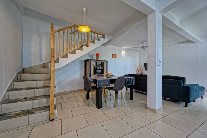 Apartamento entero, Colombe vanille - Terrasse - Wifi in Rivière-Salée, Martinica