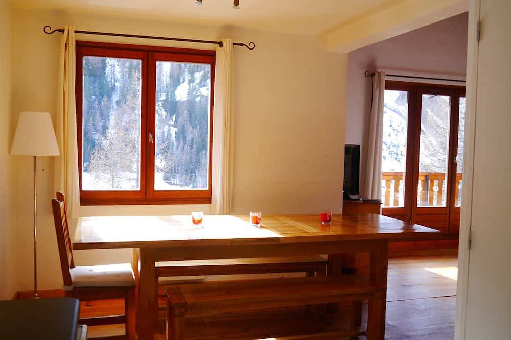 Apartamento entero, Gran apartamento de 3 dormitorios con espectaculares vistas a la montaña in Tignes, Parque Nacional de Vanoise