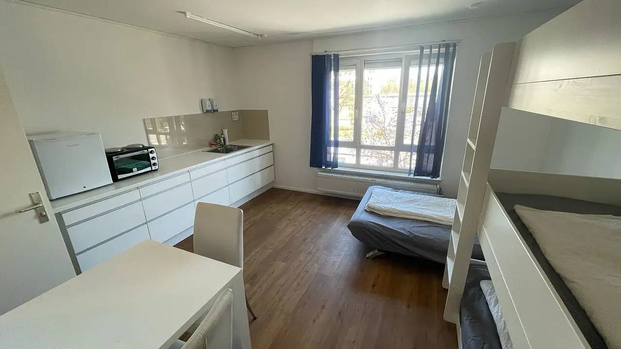 Geheel vakantieappartement, Vakantieappartement voor 5 personen met tuin in München Johanneskirchen, München
