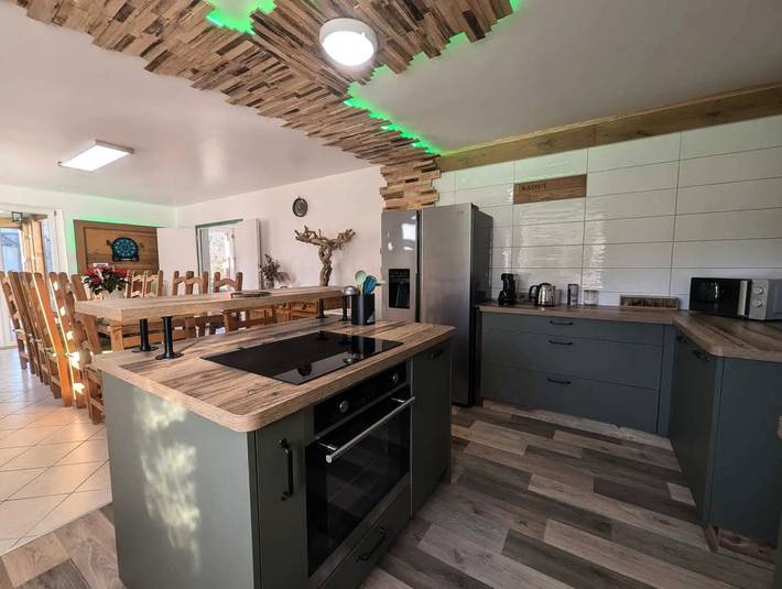 Gîte pour 12 personnes, avec jardin dans Lac de la Mouche - 2