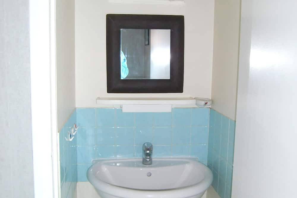 Haus auf 1.700 m² bewaldetem und eingezäuntem Grundstück sehr ruhig und nah am Meer in Saint-Georges-d'Oléron, Côte de Beauté