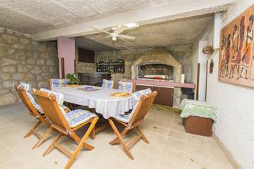 Apartment for 4 People in Starigrad, Velebit Nature Park, Photo 3