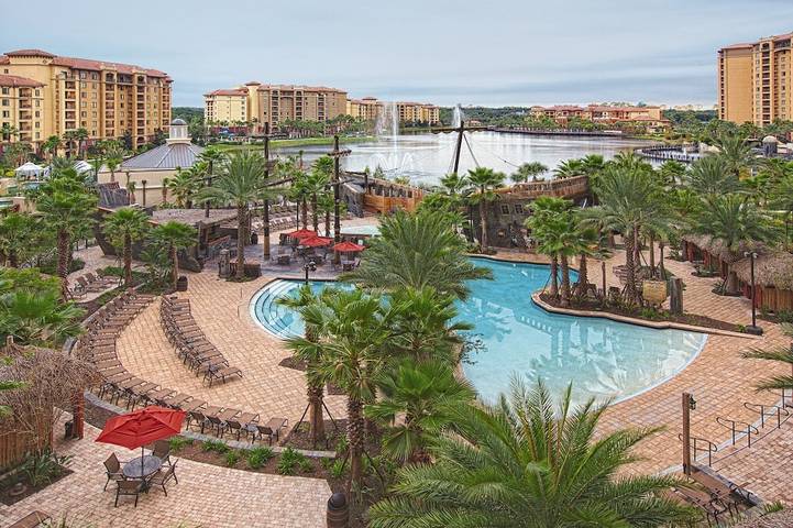 Holiday rental for 4 people, with sauna and hot tub as well as balcony and pool by Disney World
