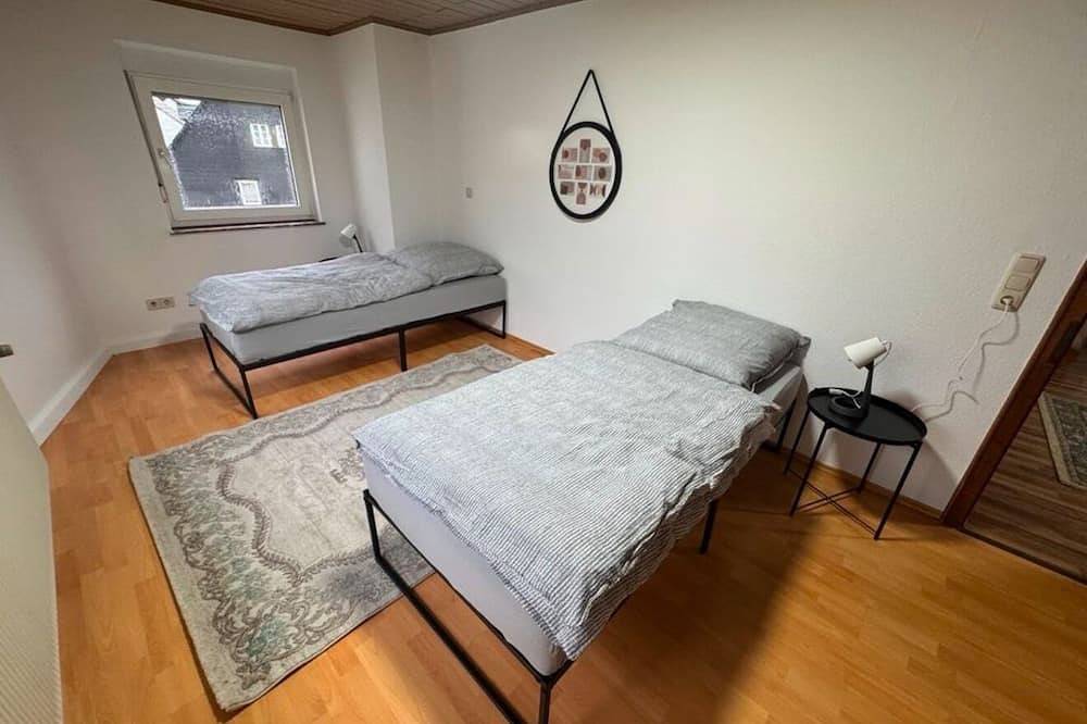 Ganze Wohnung, Schelder Gästezimmer in Dillenburg, Naturpark Lahn-Dill-Bergland