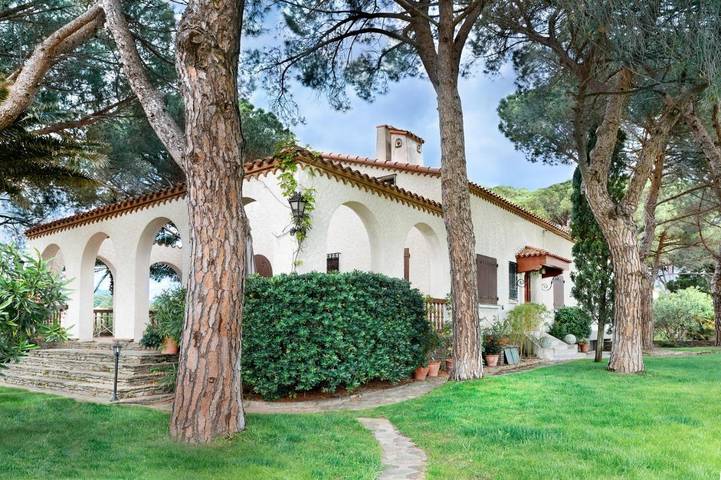 Ferienhaus für 15 Personen, mit Ausblick und Garten, mit Haustier
