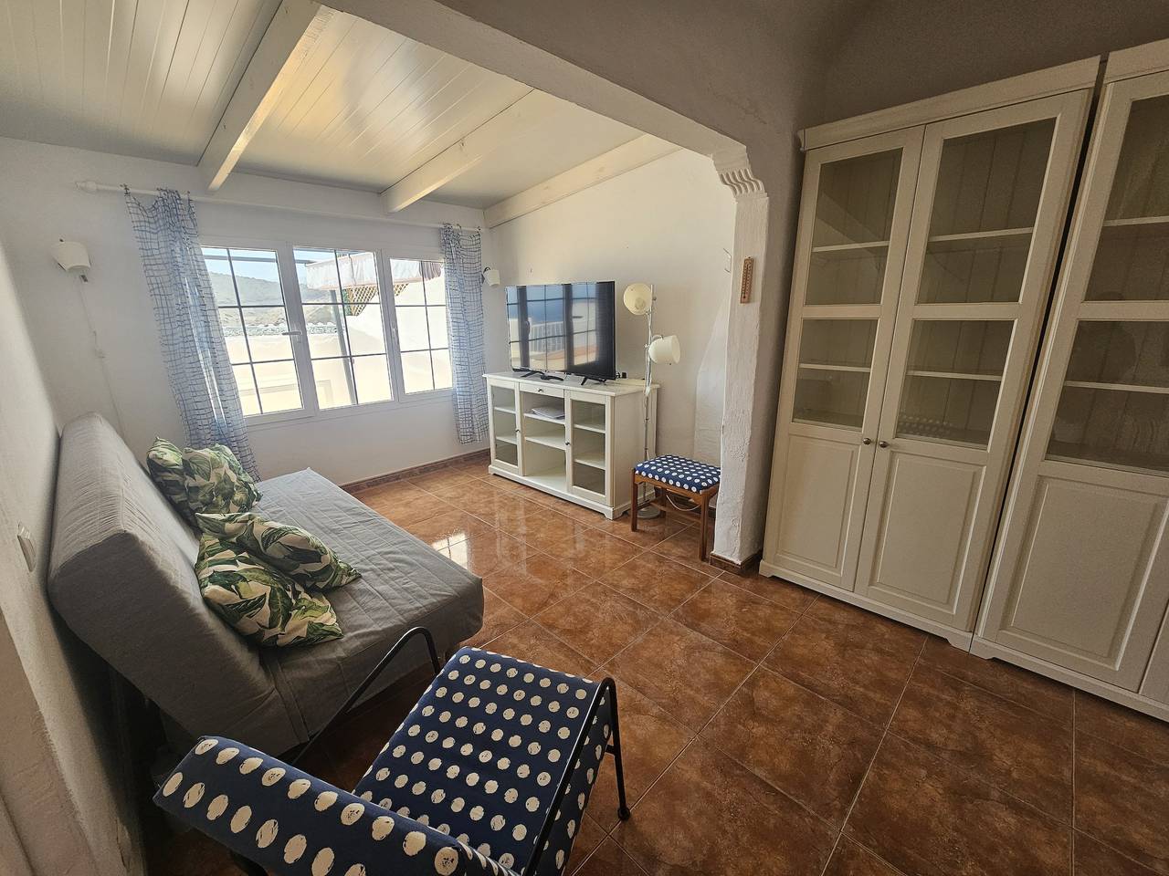 Apartamento entero, Terraza con vista al mar y acceso a la piscina in La Verga, Mogán