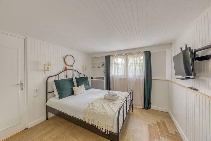 Gîte pour 2 personnes, avec Jacuzzi et Terrasse ainsi que Jardin et Vue à Triel-sur-Seine - 3