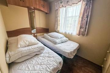 Static Caravan for 6 People in Hunstanton, Norfolk, Photo 3