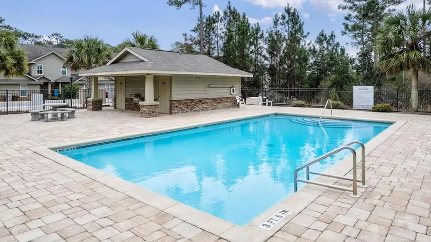 Casa vacanza per 6 persone, con piscina e balcone - 1