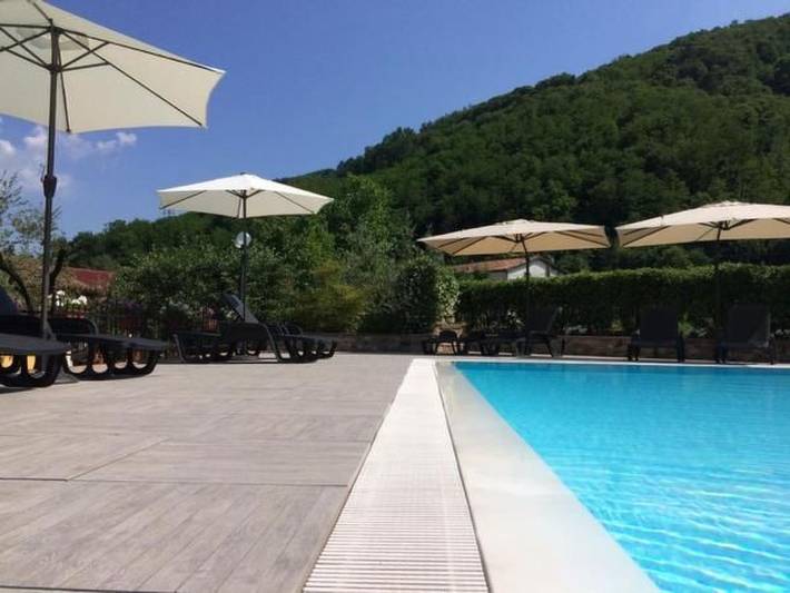 Ferienhaus für 2 Personen, mit Pool und Garten
