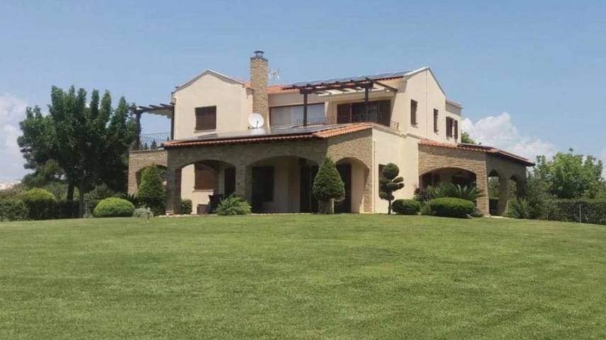 Location de vacances pour 11 personnes, avec vue et jardin dans Portes - 3