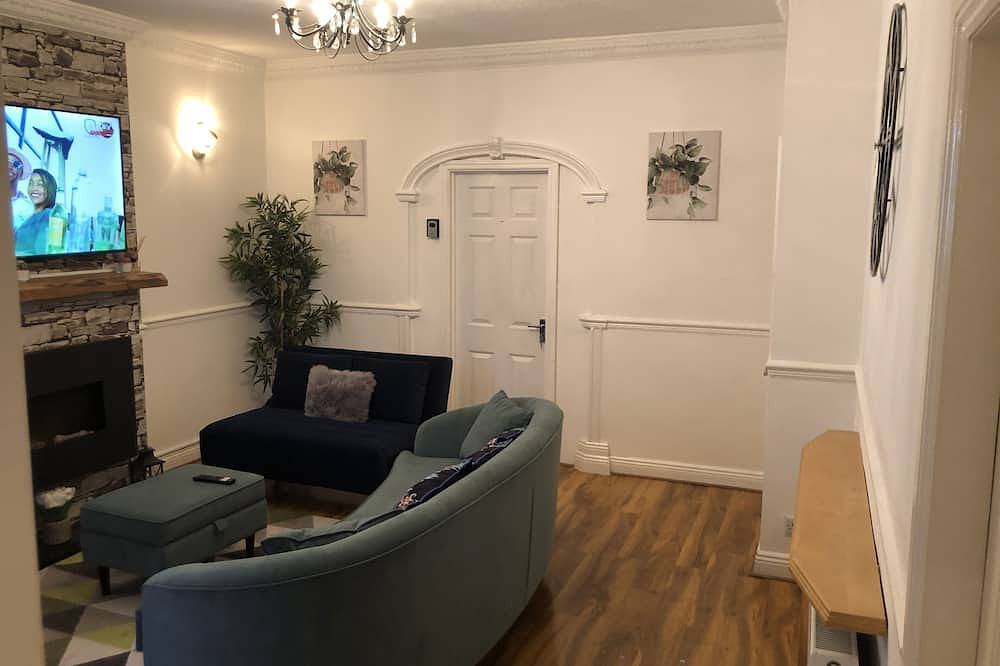 Cosy house with easy access to public transport in Greater Manchester