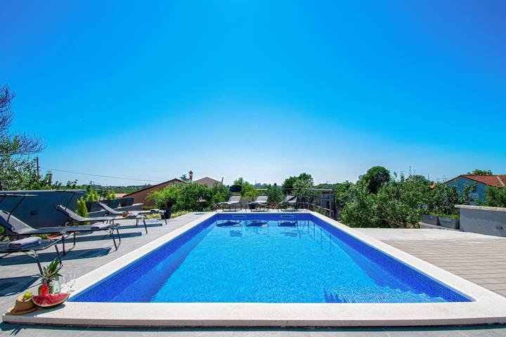 Wunderschönes Ferienhaus mit privatem Pool in Pula-Medulin, Pula