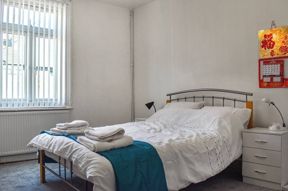2 bedroom accommodation in Saltburn-by-the-Sea in Saltburn by the Sea, Redcar and Cleveland