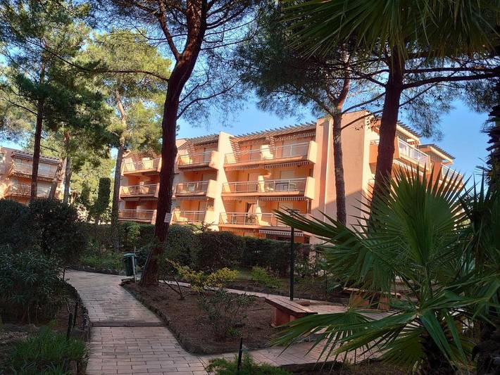 Appartement de vacances pour 4 personnes, avec vue et jardin