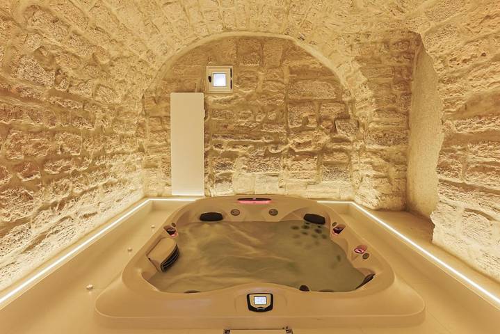 Gîte pour 2 personnes, avec jacuzzi à Carrières-sur-Seine - 2