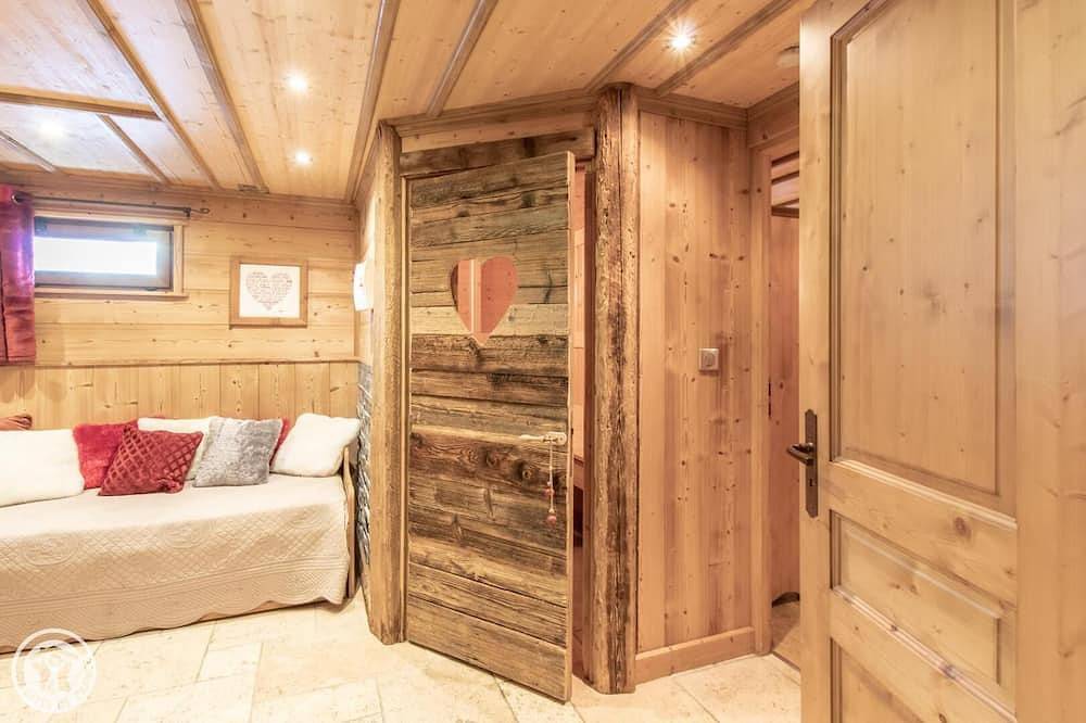 Magnifique chalet au bord des pistes de ski in Le Praz de Lys, Taninges