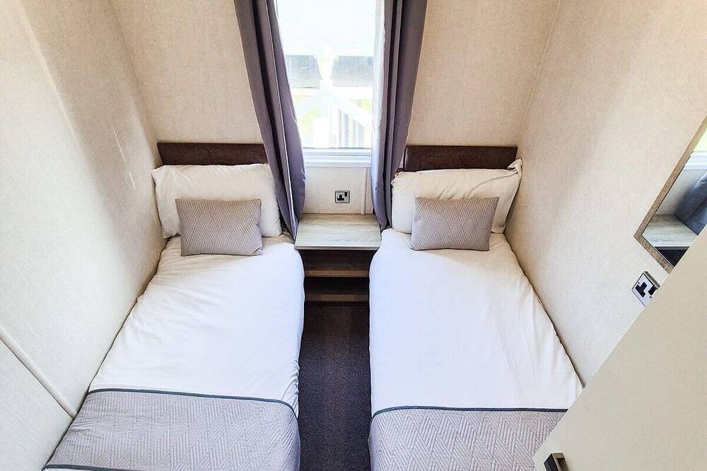 Birchington Vale - 2 Bedroom Sleeps 6 in Kent