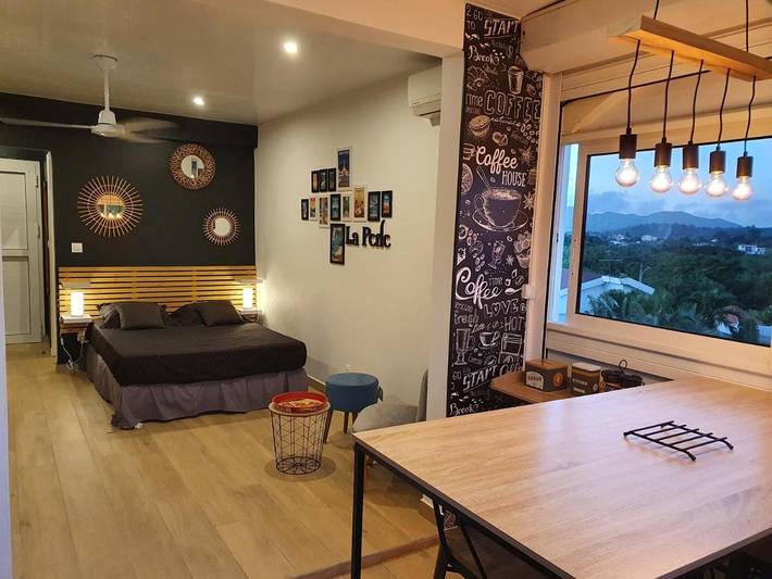 Gîte pour 3 personnes, avec vue ainsi que jardin et piscine dans Anse Corps de Garde - 4