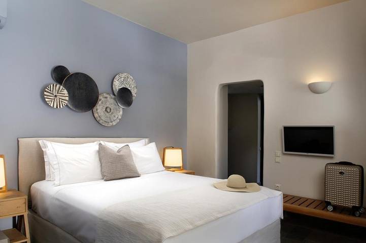 Hôtel pour 2 personnes, avec Balcon et Jacuzzi ainsi que Terrasse et Vue dans Kamarès - 3