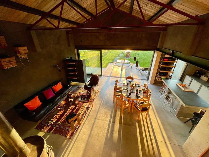 Location de vacances pour 8 personnes, avec jardin et piscine ainsi que vue sur le lac et vue, animaux acceptés à Florennes - 2