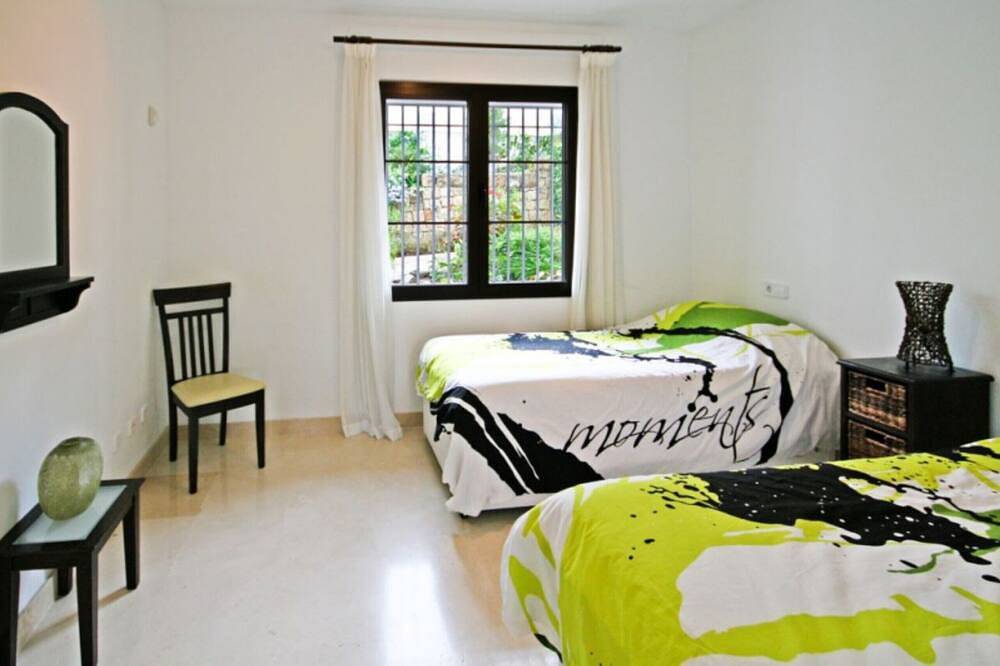 Entire apartment, Garden apt in La Torre, Los Arqueros Golf Club in Los Arqueros Golf and Country Club, Benahavís