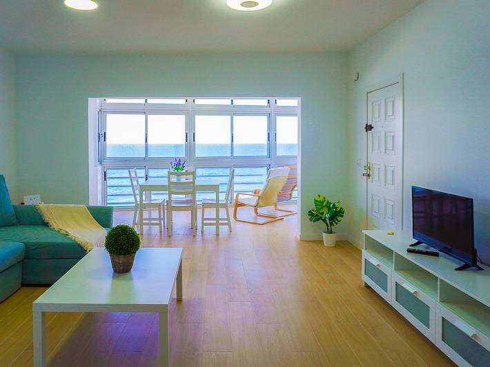 Apartamento para 4 personas, con Vistas al mar y Balcón en Puertito de Güímar