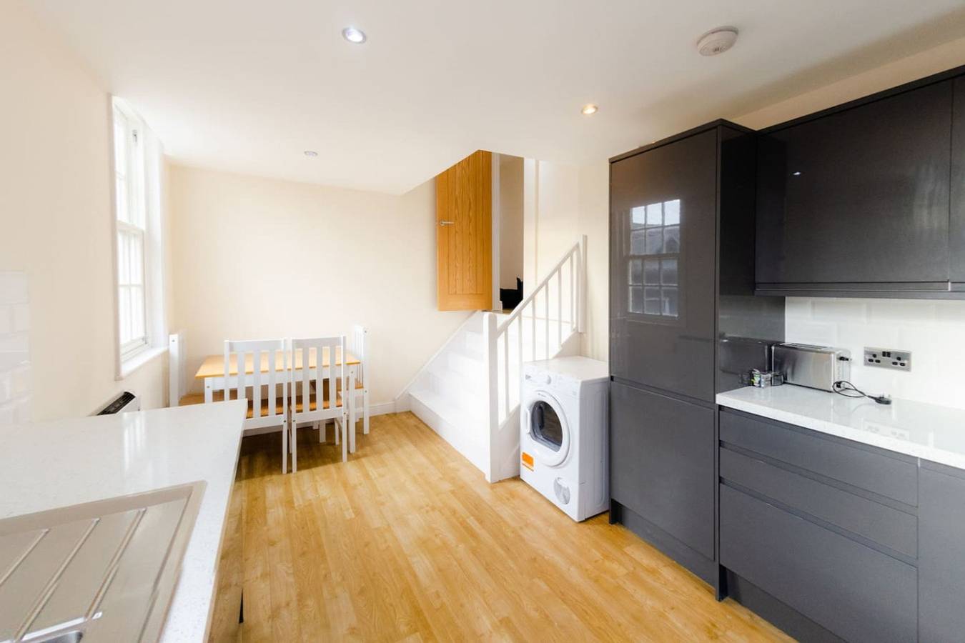 Apartamento entero, Charlotte House: Prime Location Urban Nest – 2Bed 2Bath in Ipswich, Suffolk