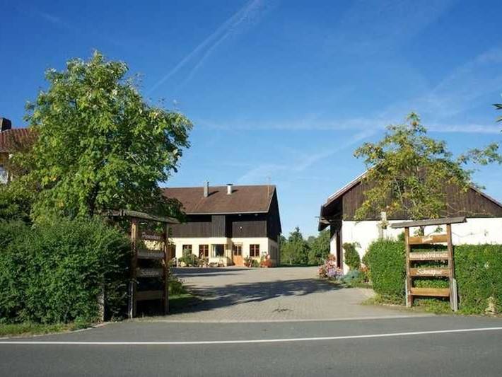 Ferienwohnung für 5 Personen, mit Ausblick und Terrasse sowie Garten, kinderfreundlich in Egloffstein - 3