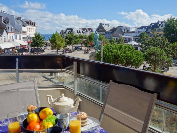Gîte pour 4 personnes, avec terrasse dans Office de Tourisme de Quiberon